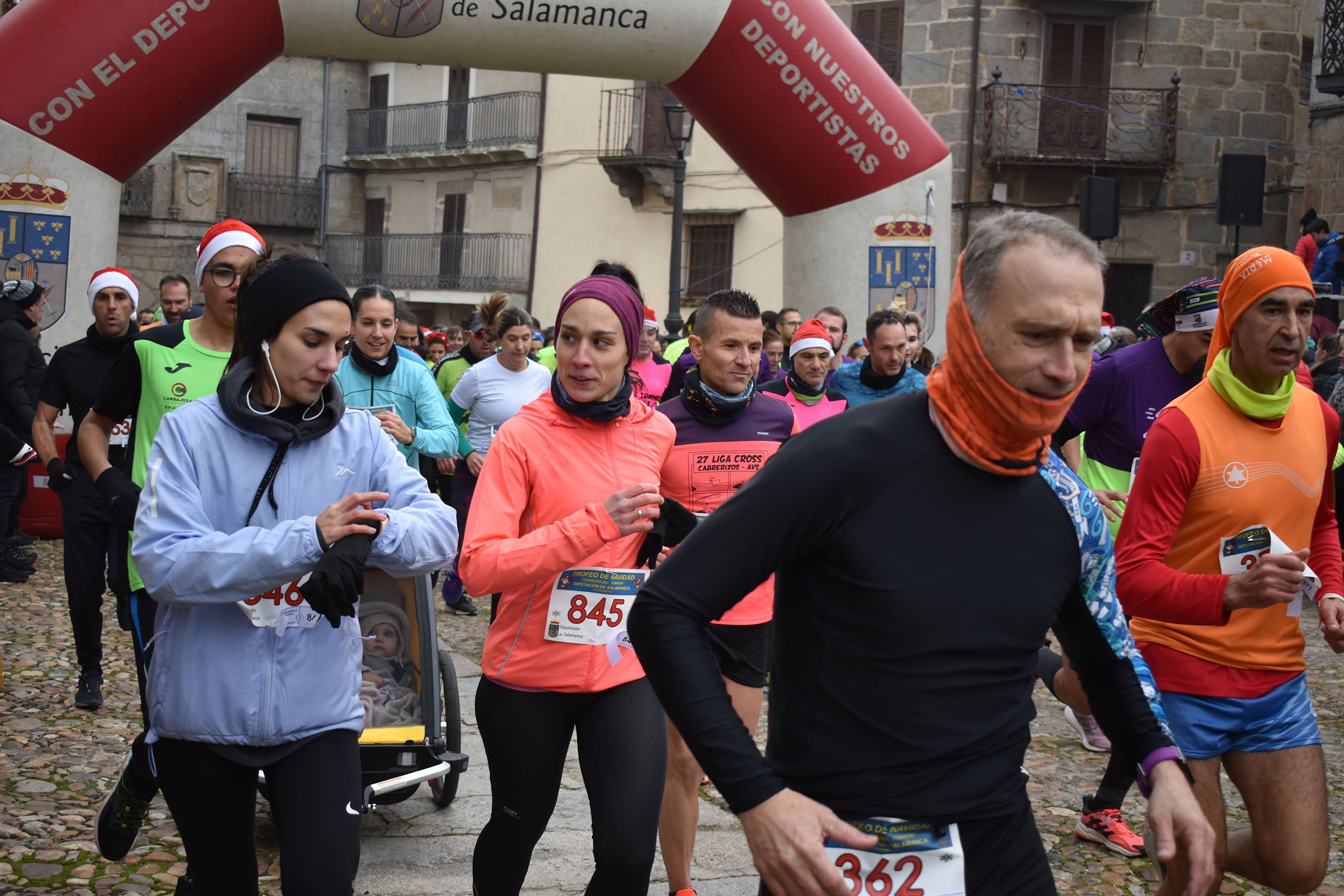 Yanis Sánchez y Andrea Jaén ganan la Carrera del Turrón de la Diputación en Ledesma