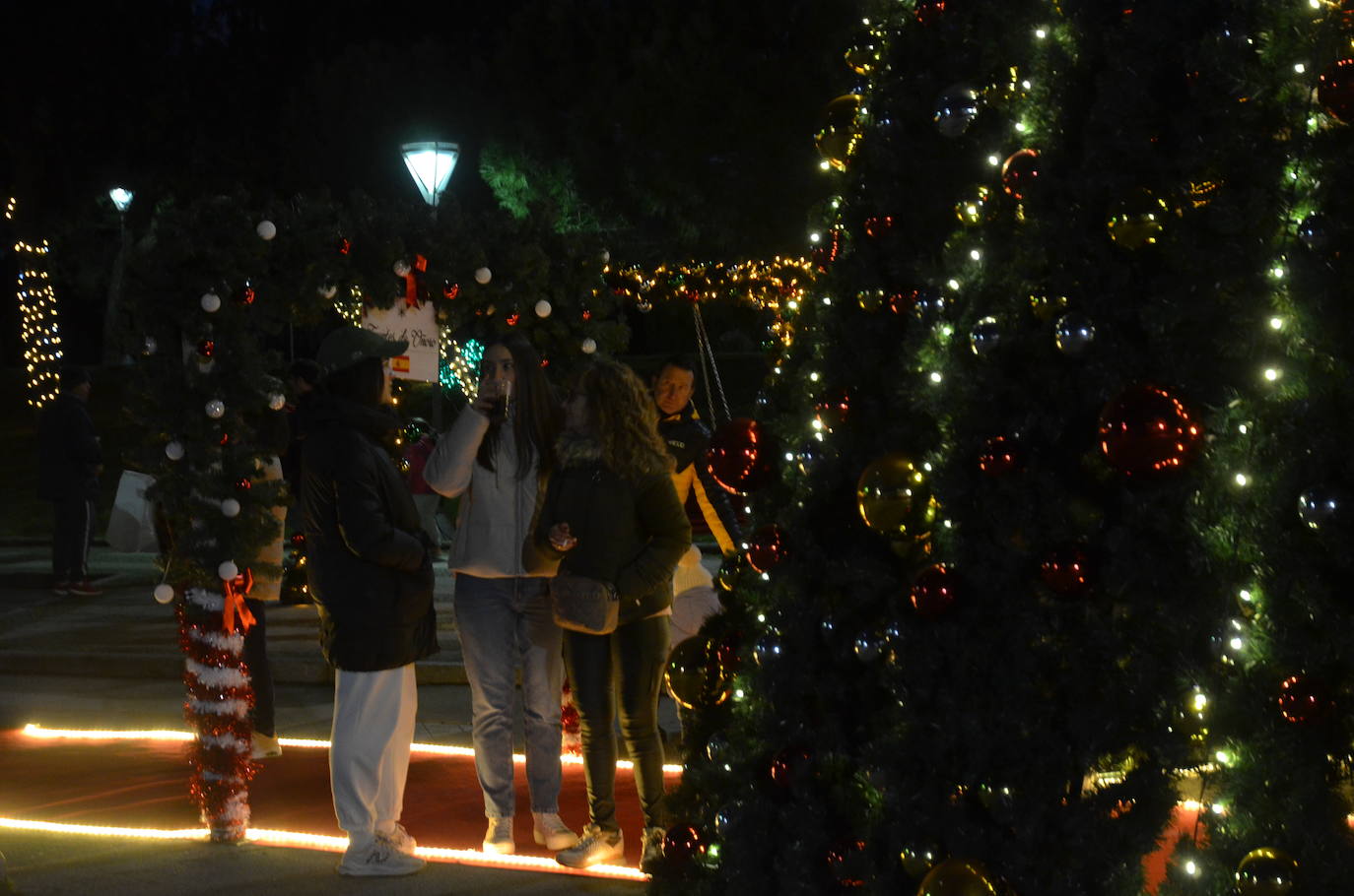 La antigua frontera oñorense se viste de Navidad