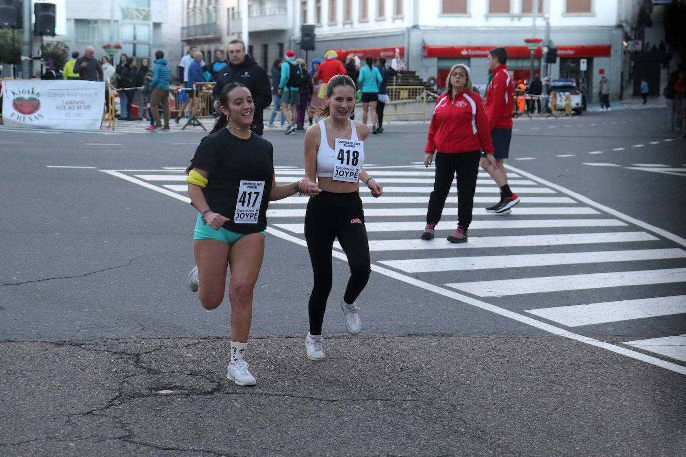 La carrera del pavo llena Béjar con más de 900 corredores