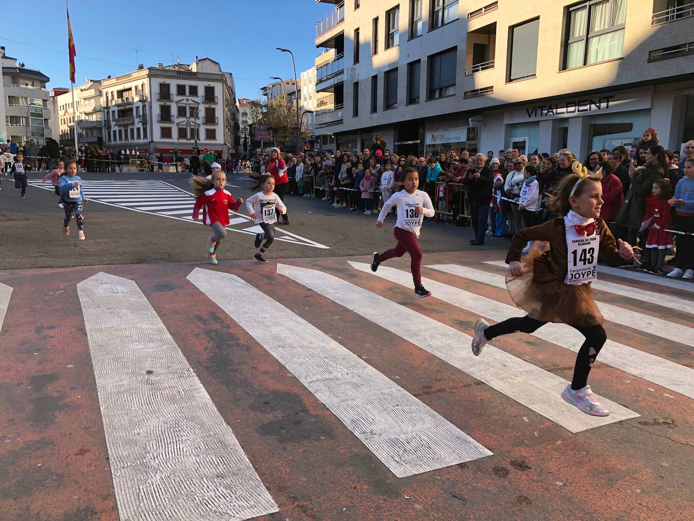 La carrera del pavo llena Béjar con más de 900 corredores