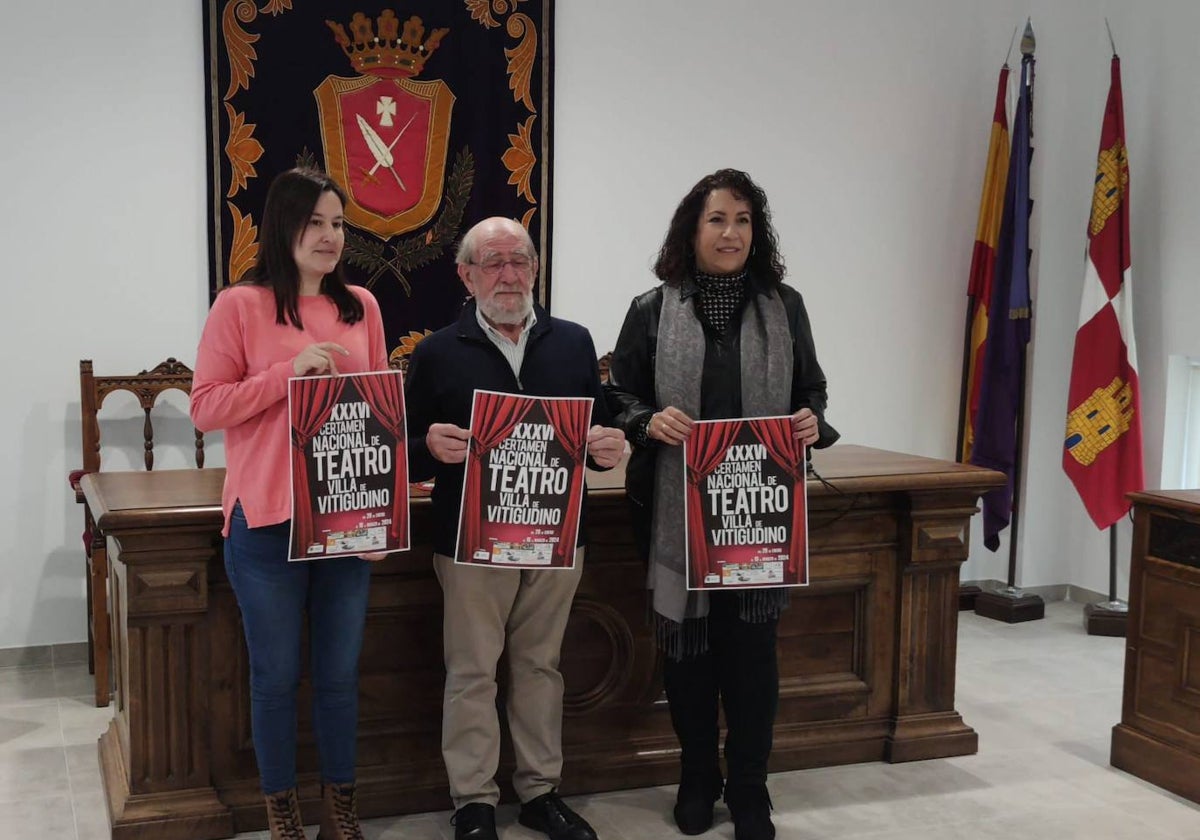 Isabel Cañizal, Javier Muñiz y Raquel Bernal, en la presentación.