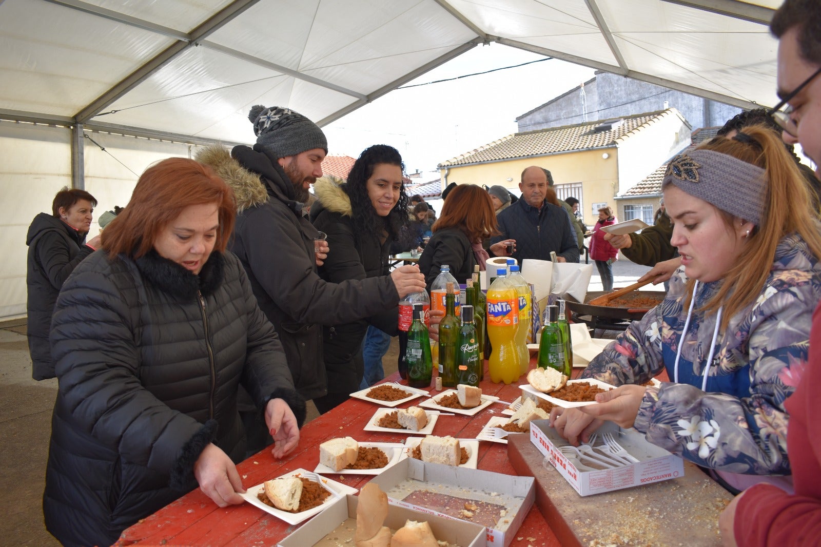 Cierre festivo con sabor matancero en Encinas de Arriba