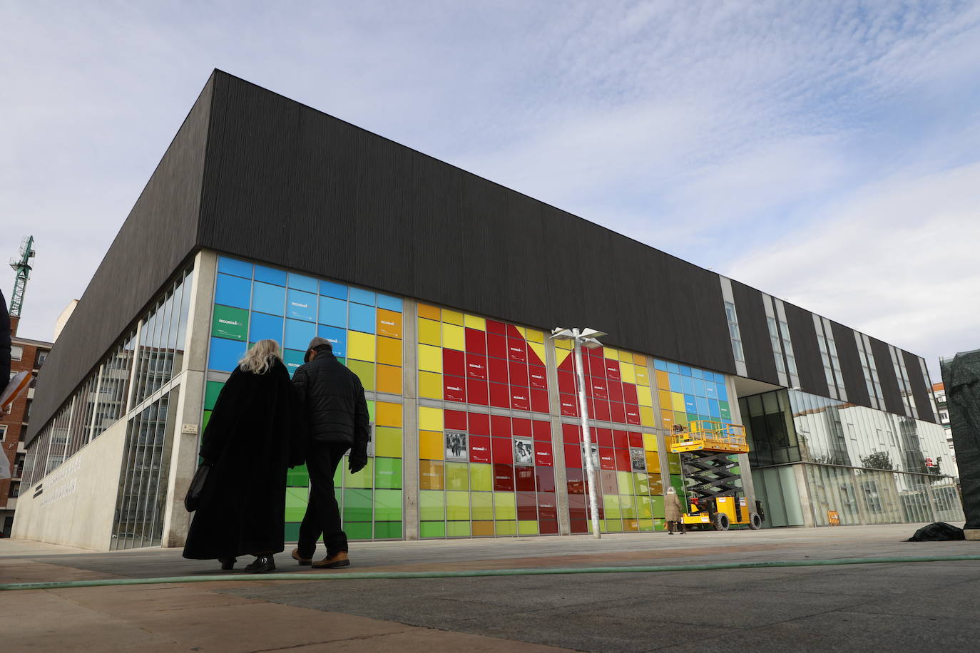 Restauran el mural de las víctimas del terrorismo en la Plaza de la Concordia