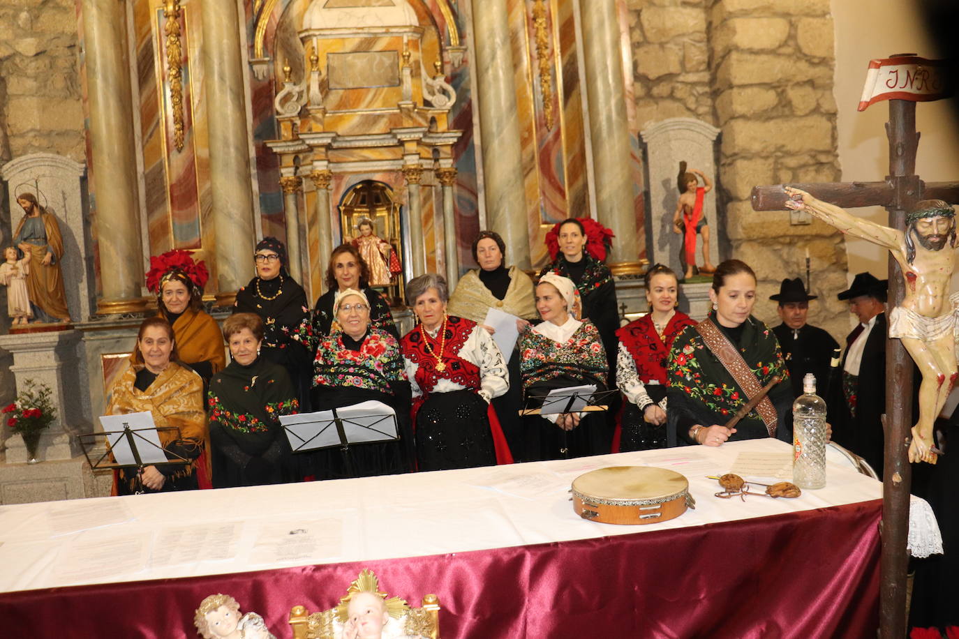 Jesús nace a ritmo de tradición en el belén etnográfico de Sorihuela