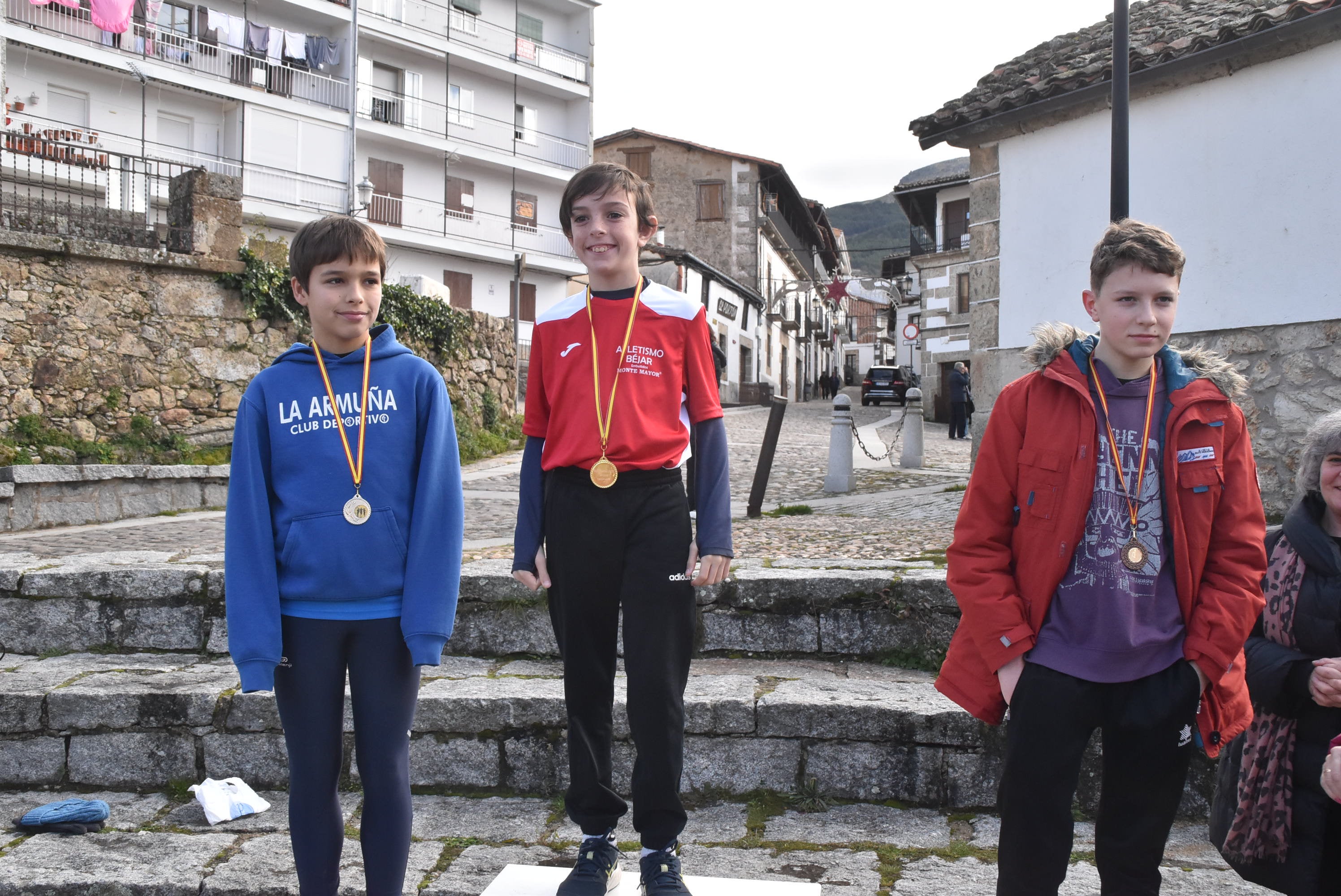 Juan Luis Gómez y Casti García ganan la San Silvestre de Candelario