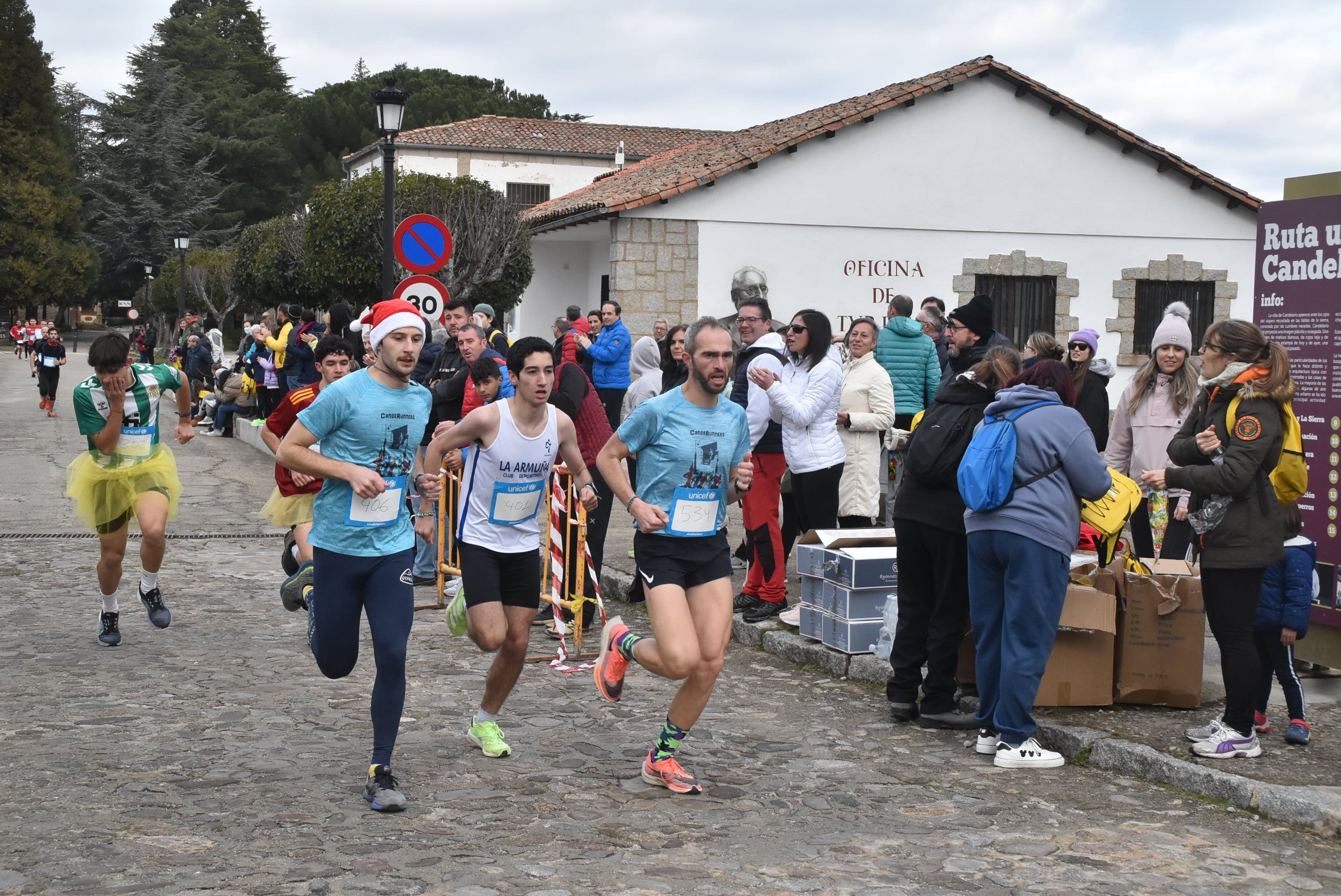 Juan Luis Gómez y Casti García ganan la San Silvestre de Candelario