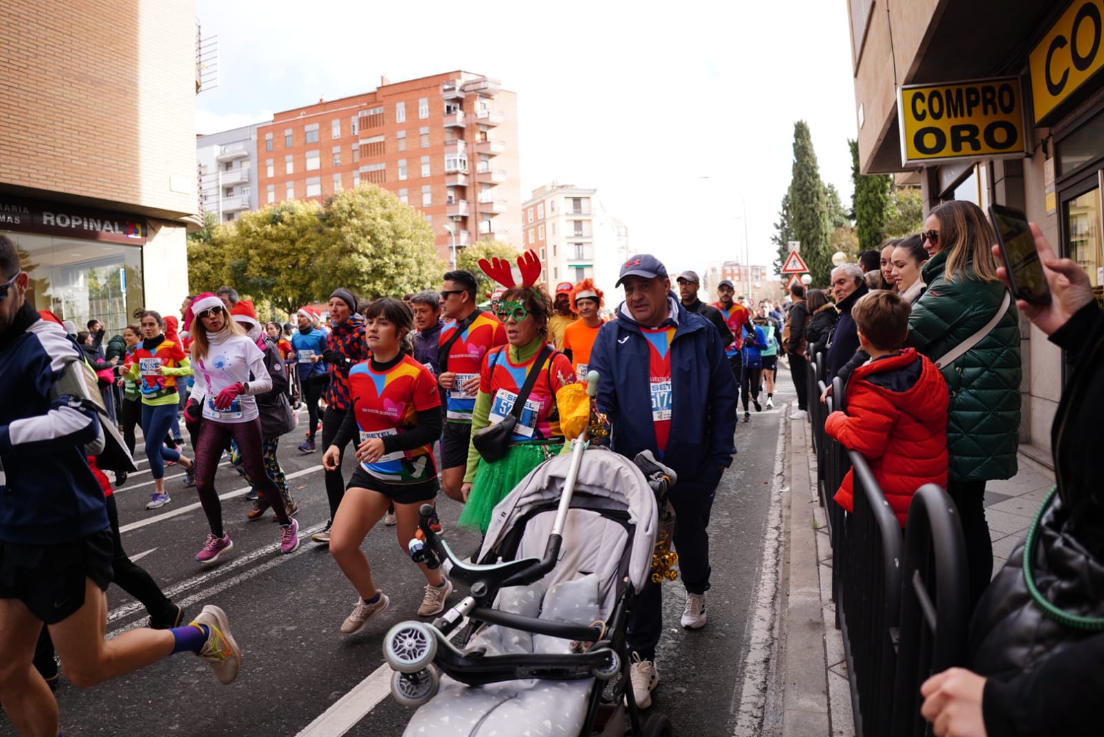 Las fotos más simpáticas de la San Silvestre Salmantina 2023