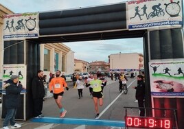 Un momento de la San Silvestre de Villares