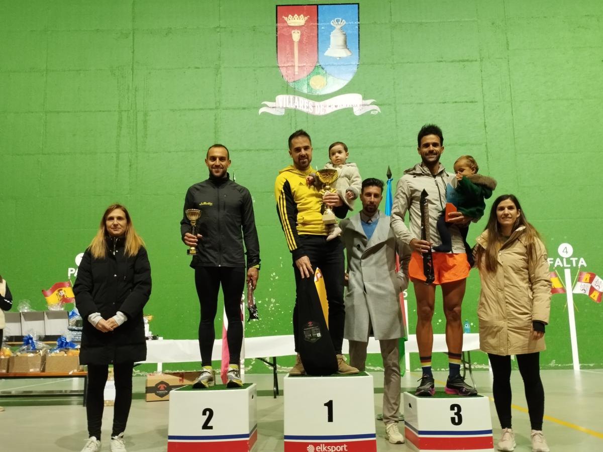 Alberto Bueno y Fany Tobal fueron los más rápidos en la San Silvestre de Villares