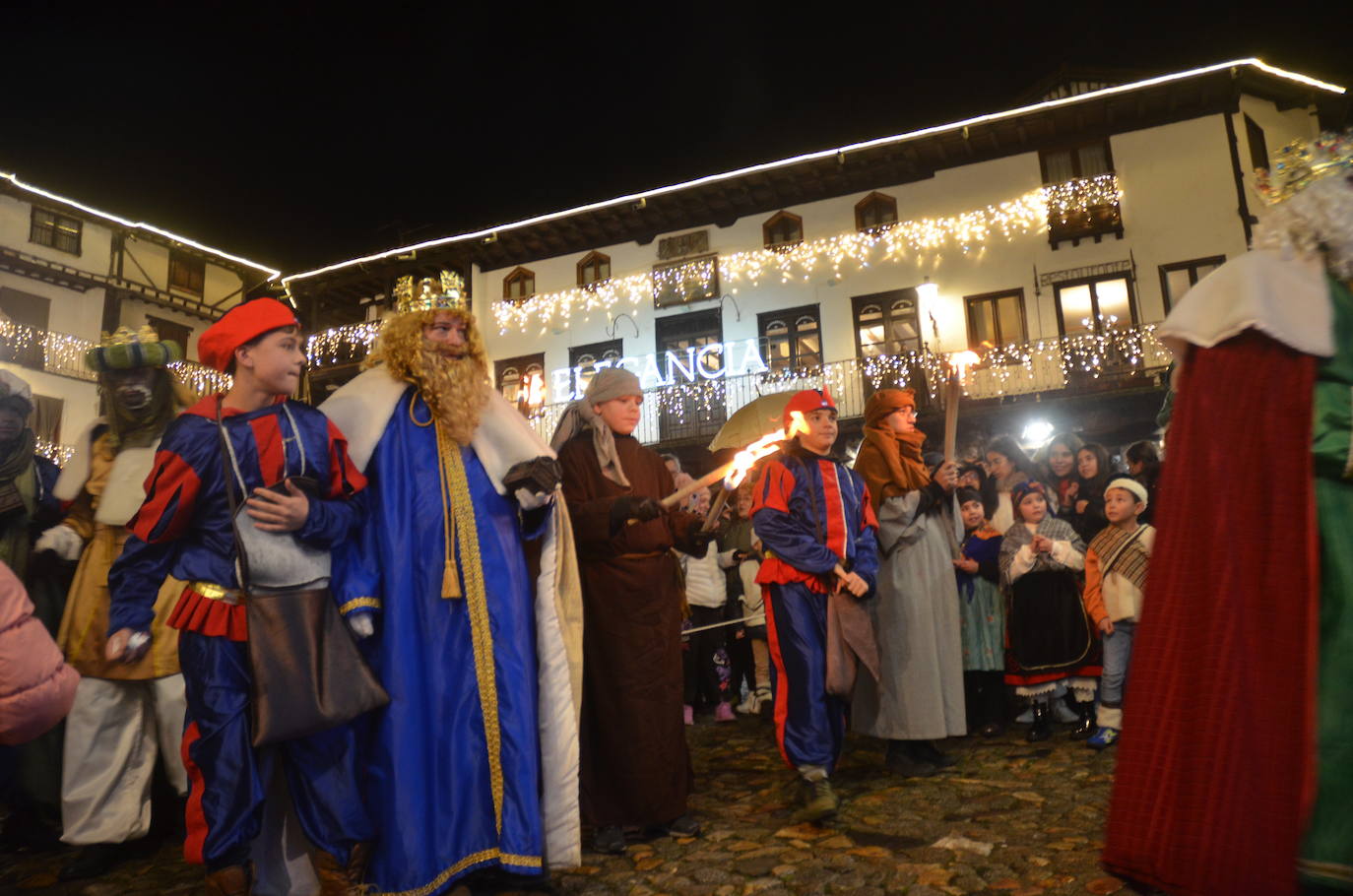La última luz guía en La Alberca