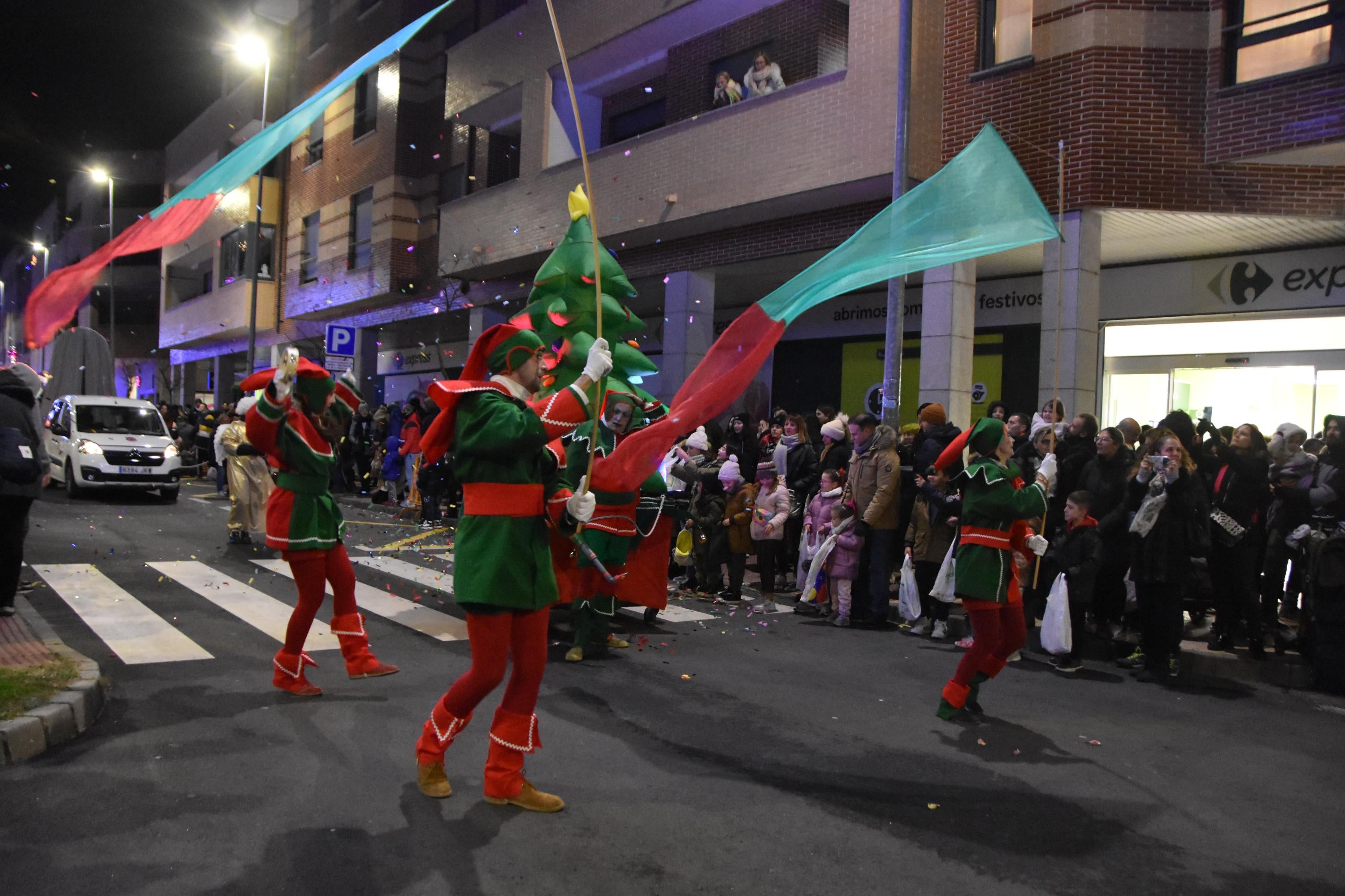 Emoción y magia por las calles de Carbajosa