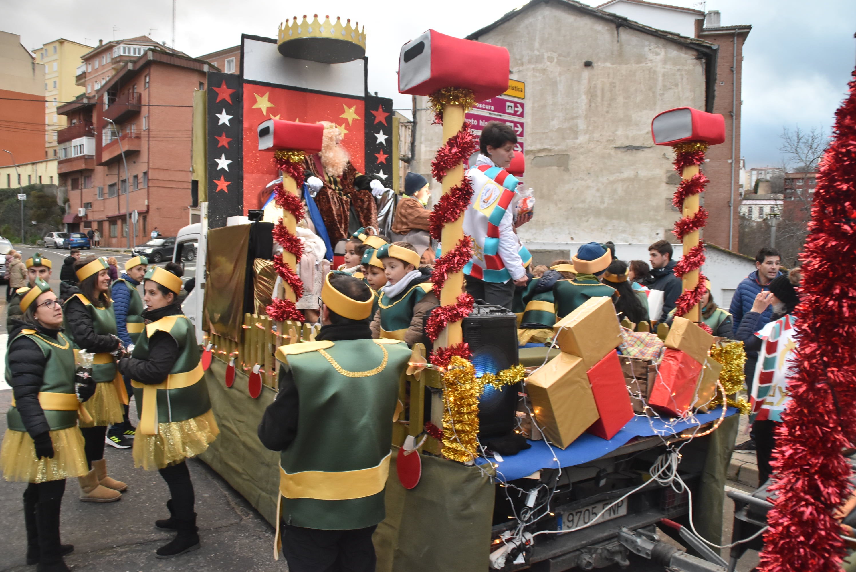 La llegada de los Reyes Magos llena las calles de Béjar