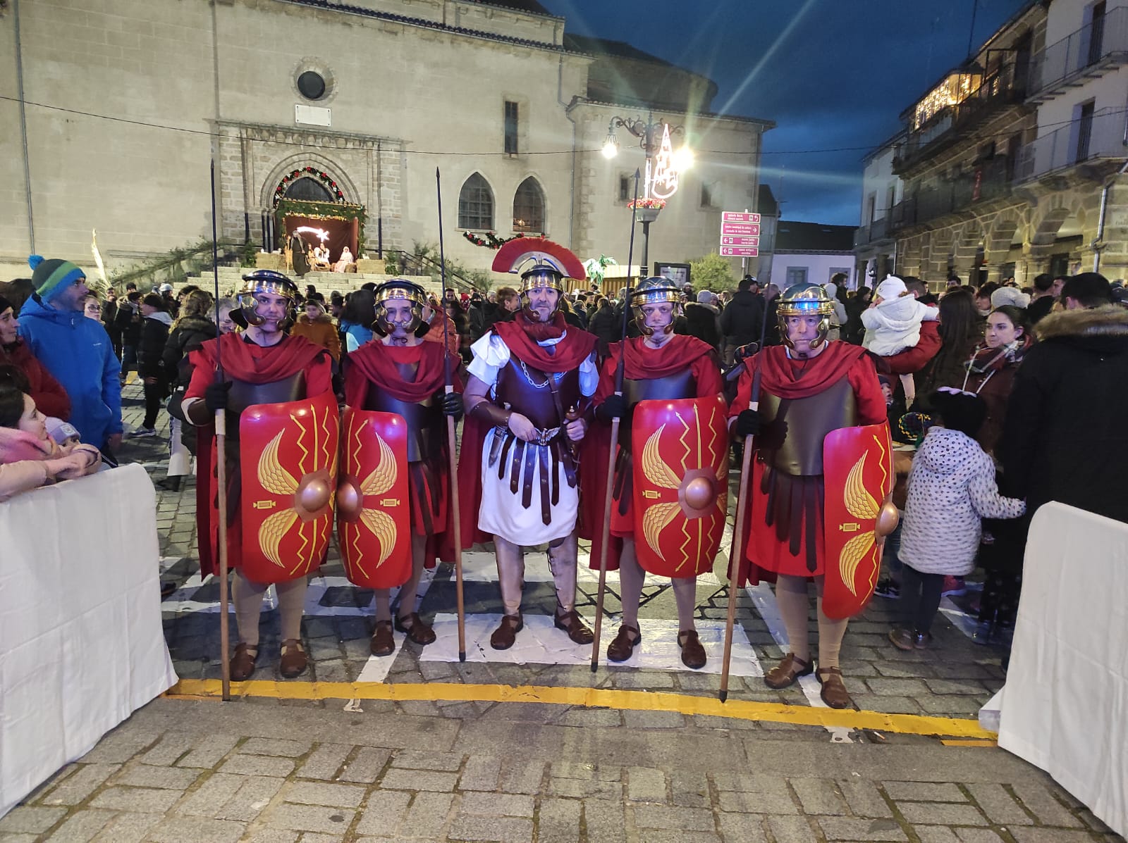 La llegada de los Reyes Magos llena las calles de Béjar