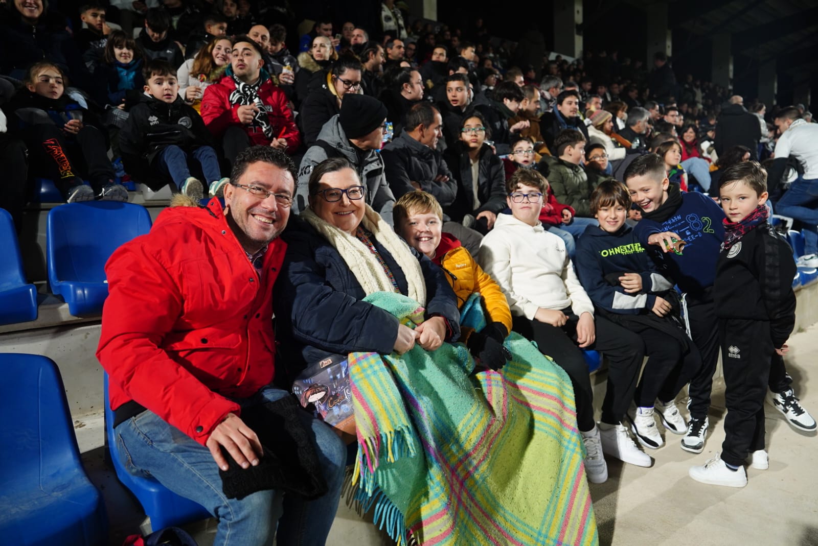 Búscate en la grada del Reina Sofía en el partido contra el Rayo Majadahonda