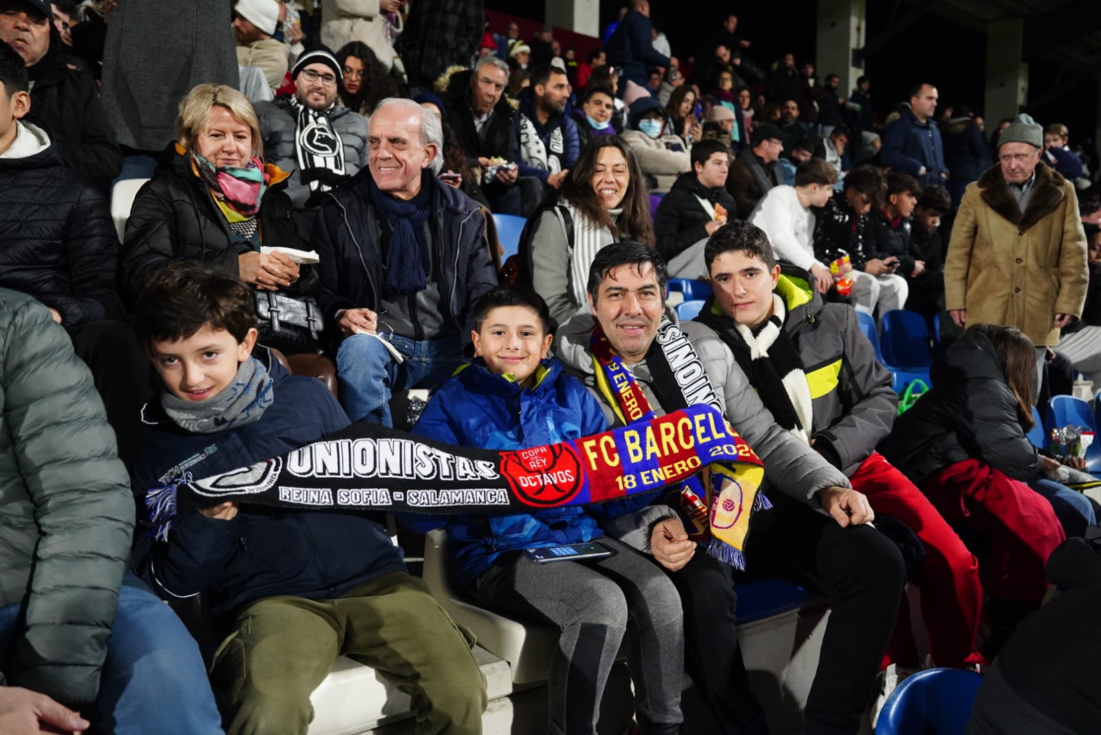 Búscate en la grada del Reina Sofía en el partido contra el Rayo Majadahonda