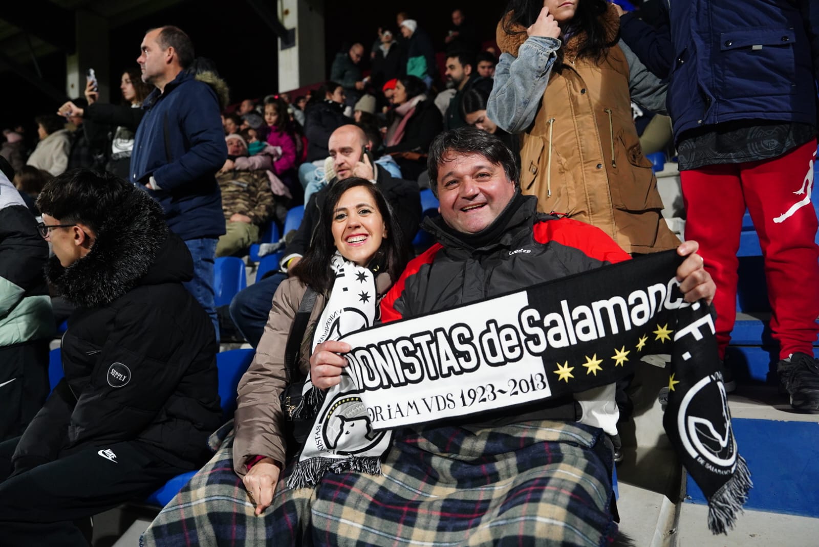 Búscate en la grada del Reina Sofía en el partido contra el Rayo Majadahonda