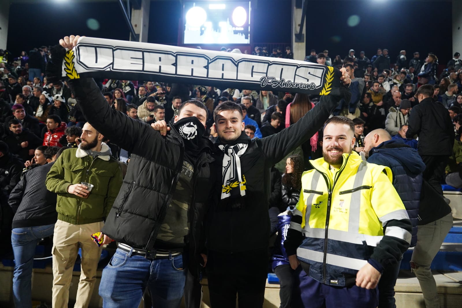 Búscate en la grada del Reina Sofía en el partido contra el Rayo Majadahonda