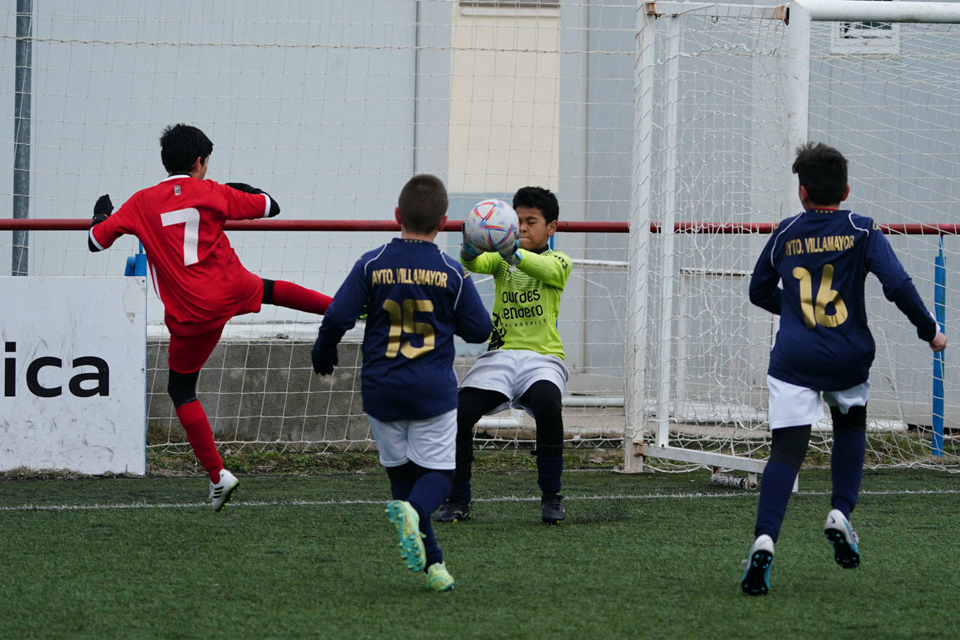 Las mejores imágenes de la jornada 11 del fútbol base en Salamanca