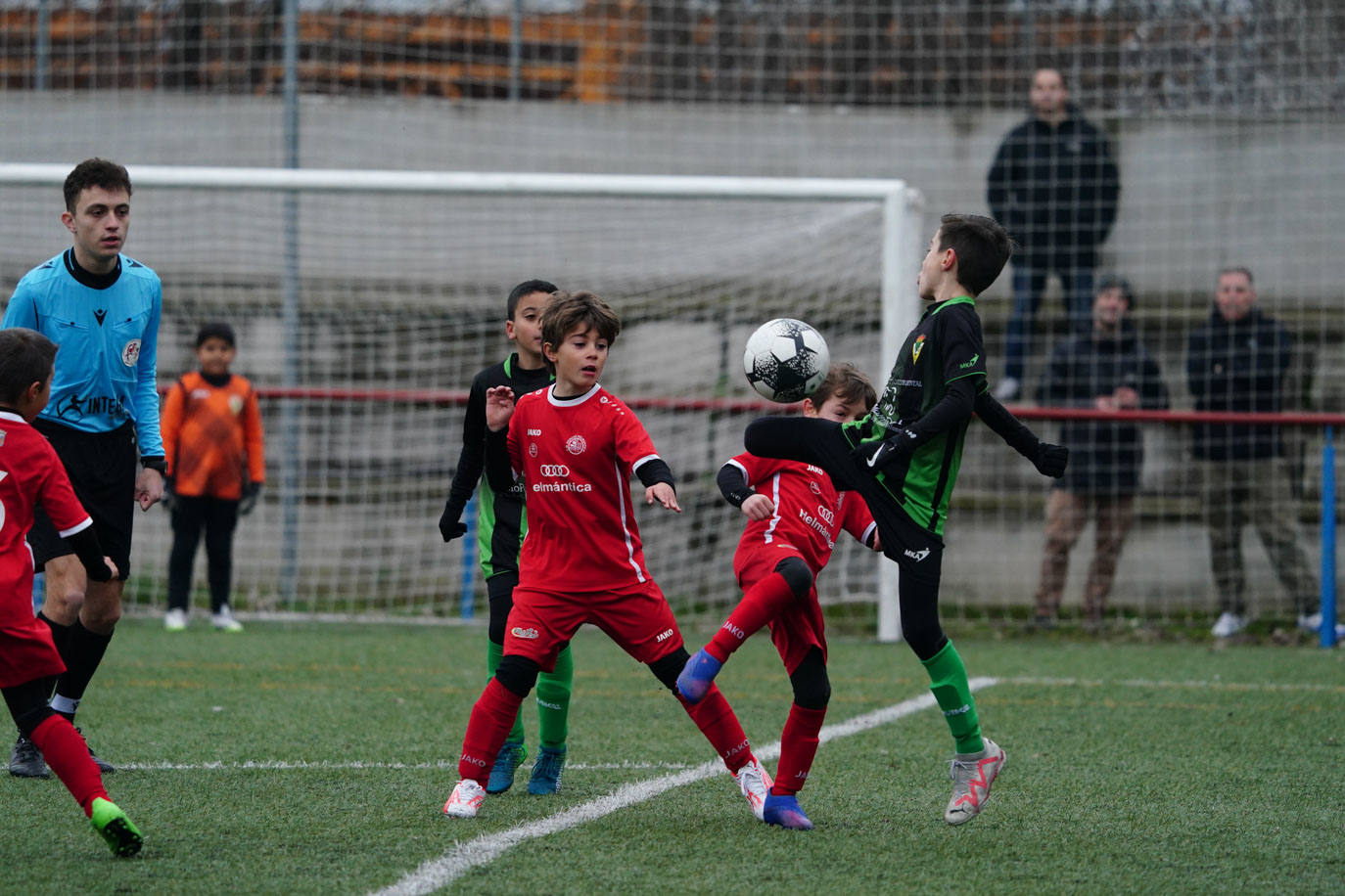 Las mejores imágenes de la jornada 11 del fútbol base en Salamanca