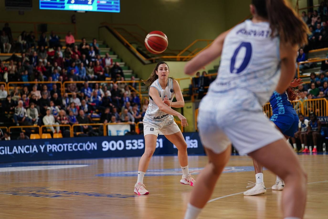 Las mejores imágenes del partido entre Avenida y Basket Landes