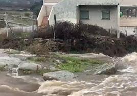 Impresionante riada en el Puente del Congosto