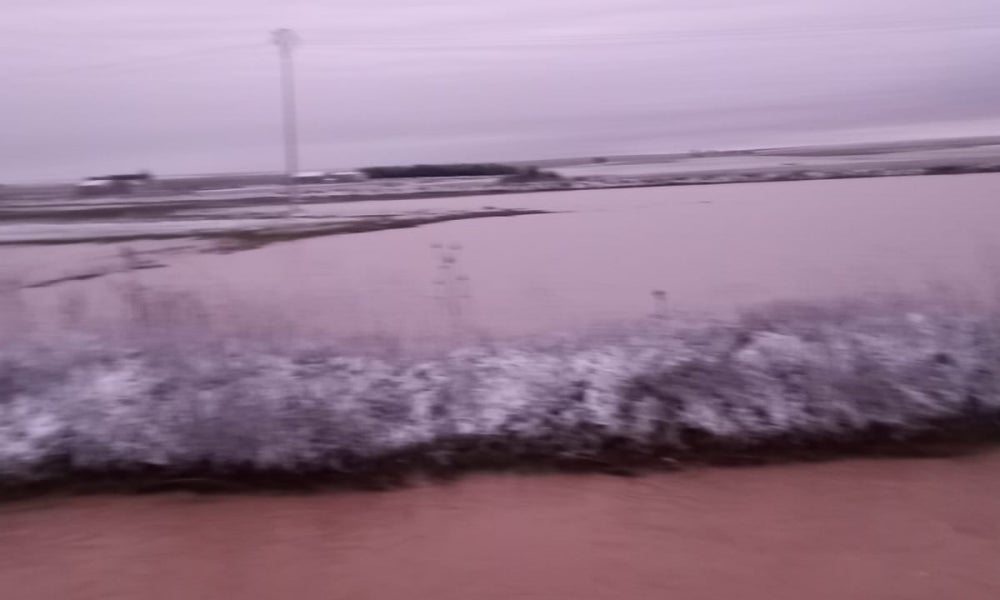 Impresionantes imágenes del desbordamiento del río Almar a su paso por Nava de Sotrobal