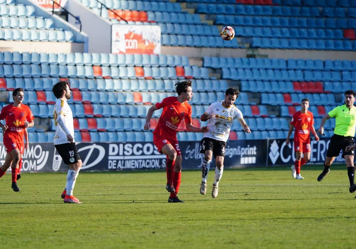 Lance del choque celebrado en el Helmántico.