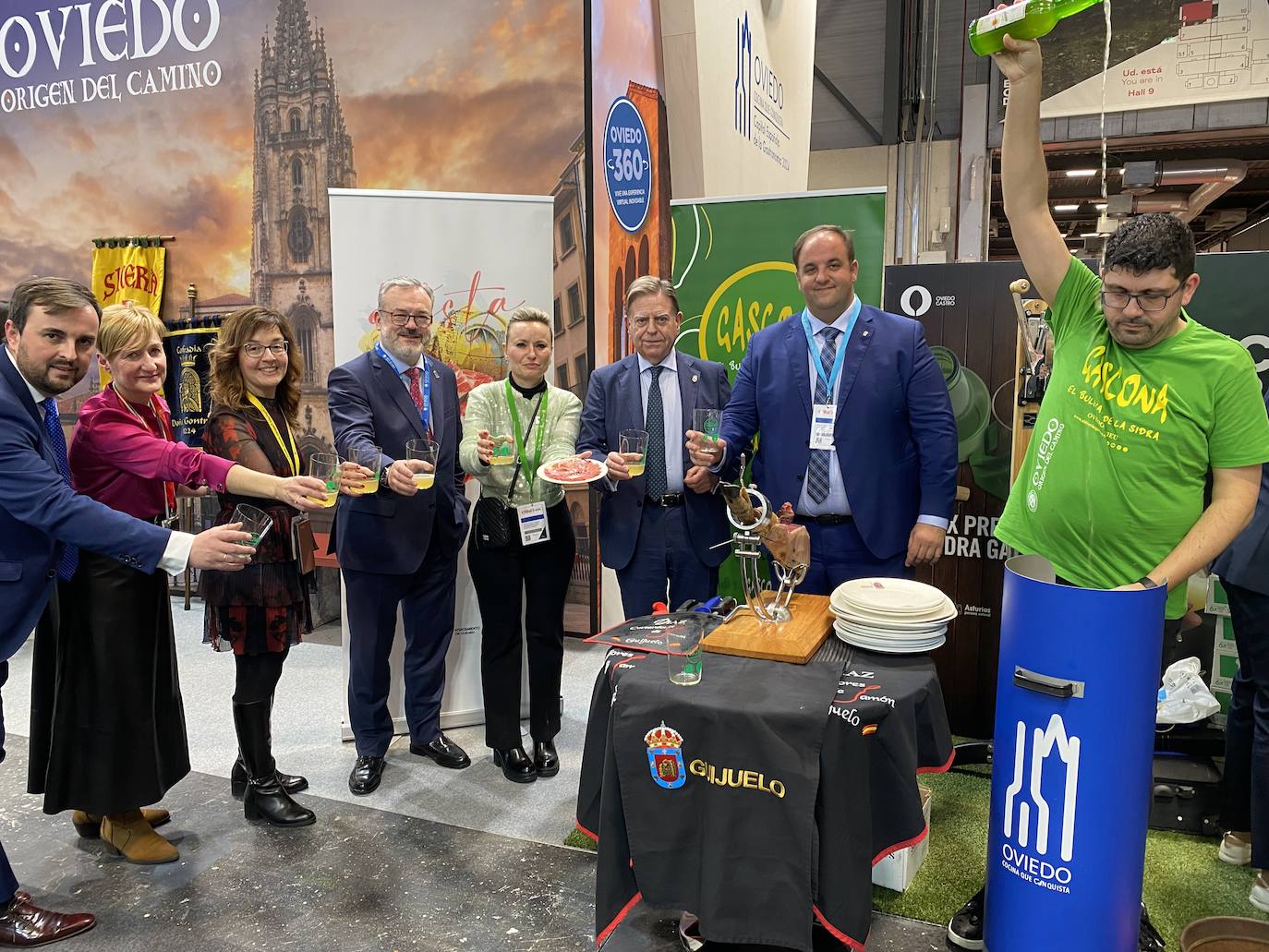 El Carnaval, del deporte y la gastronomía de Guijuelo se lucen en Fitur