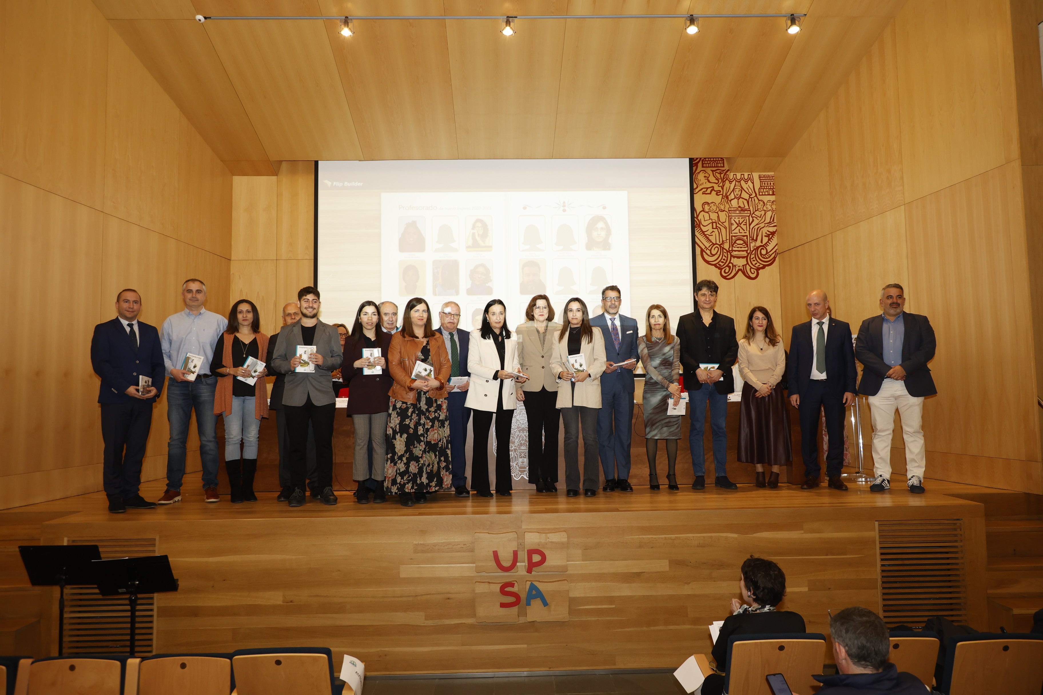 Homenaje sentido de ANPE a 25 docentes con la esperanza puesta en el futuro
