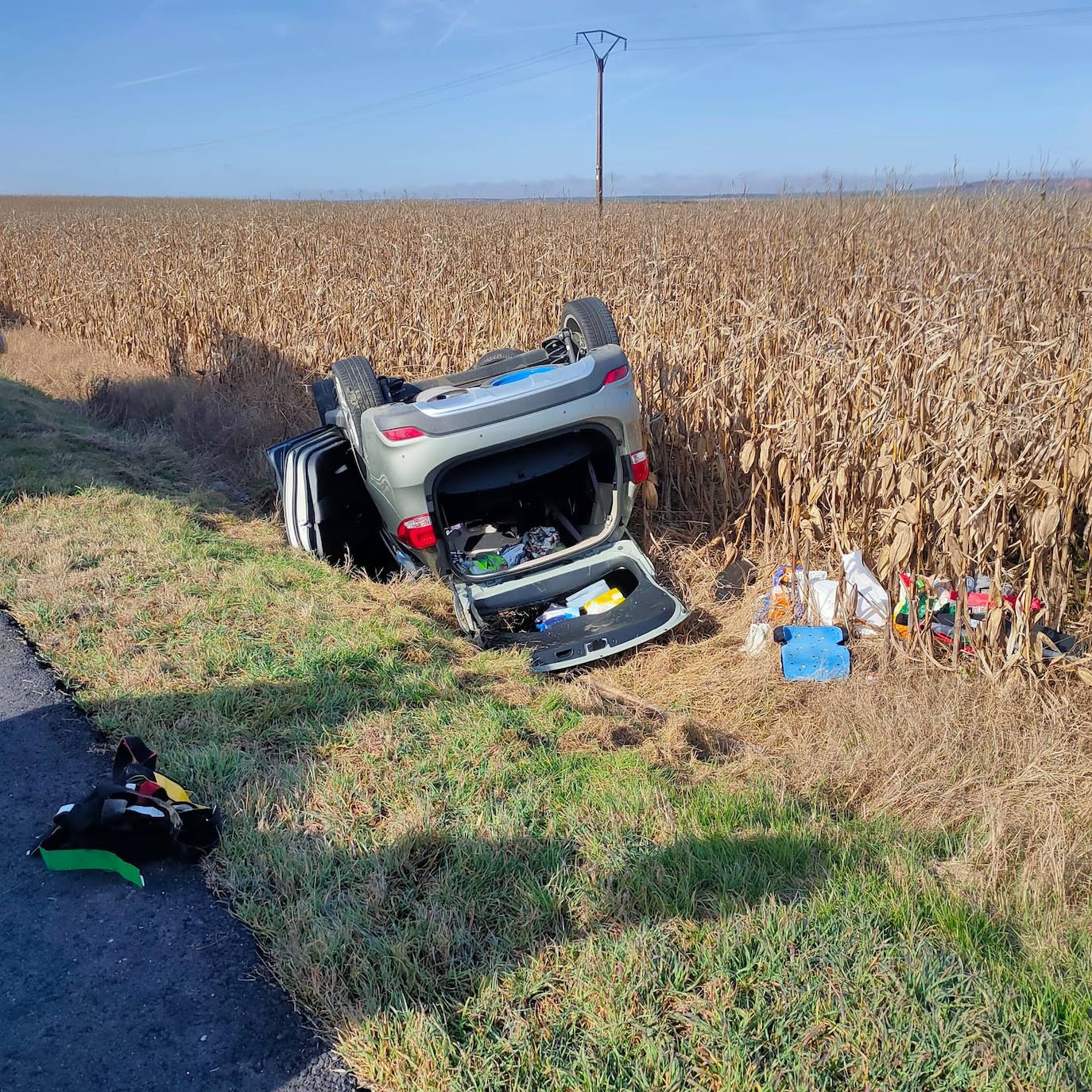 Así han quedado los vehículos del espectacular accidente en San Morales