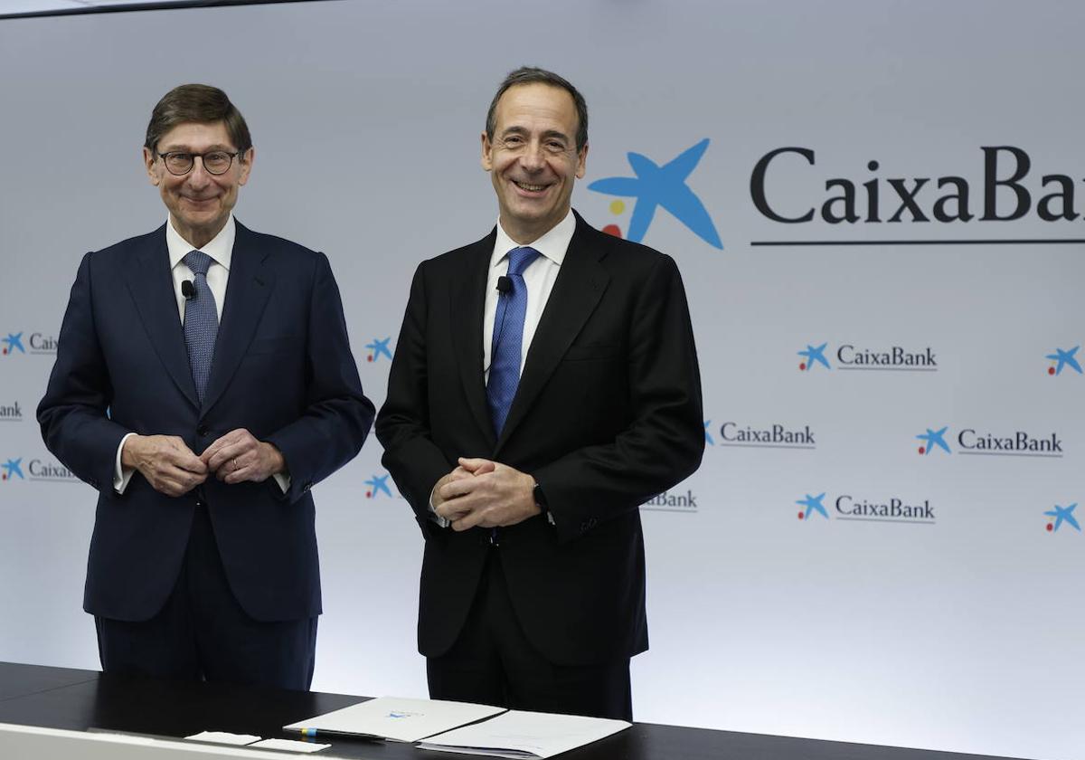 José Ignacio Goirigolzarri y Gonzalo Gortázar, presidente y consejero delegado de CaixaBank respectivamente.