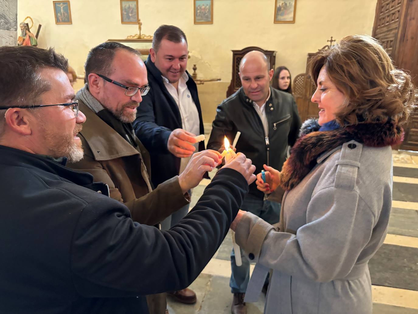 Honores a la Virgen de las Candelas en Palaciosrubios