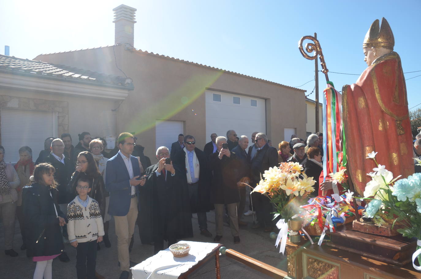 San Blas baña de colores Sepulcro Hilario