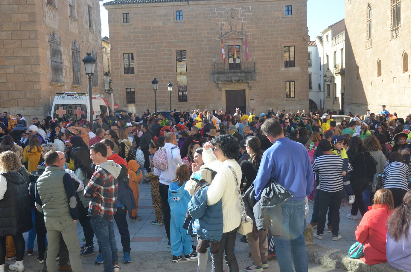 Más de 800 corredores calientan para las fiestas en el XII Cross del Carnaval