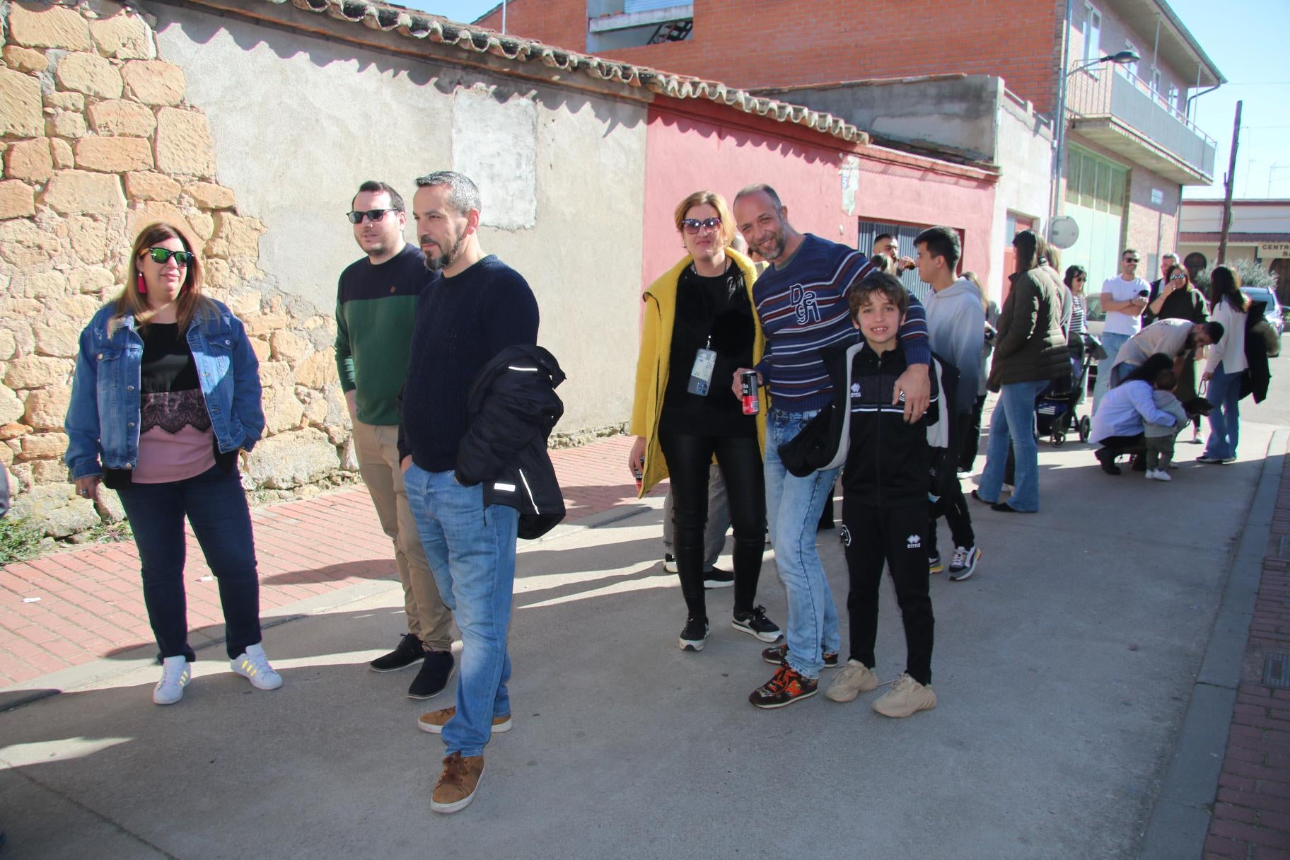 Castellanos goza del día de fiesta con las águedas y el convite de las chichas