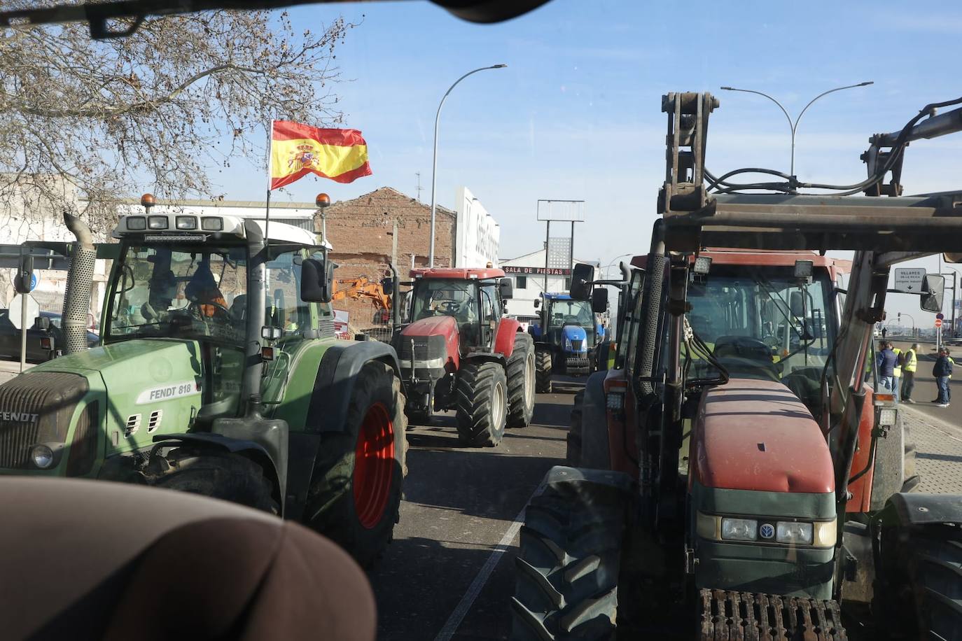 Las protestas de los agricultores y ganaderos por las calles de Salamanca, en imágenes