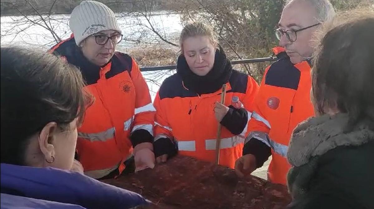 Voluntarios de Abufade acompañan a la familia de Ángel Herrero en otra batida sin resultados