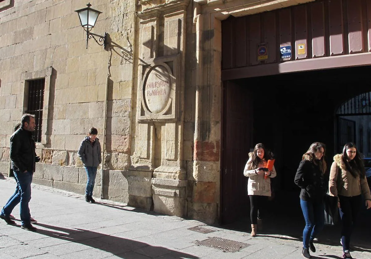 Las universidades salmantinas, con las tasas de abandono más bajas de España