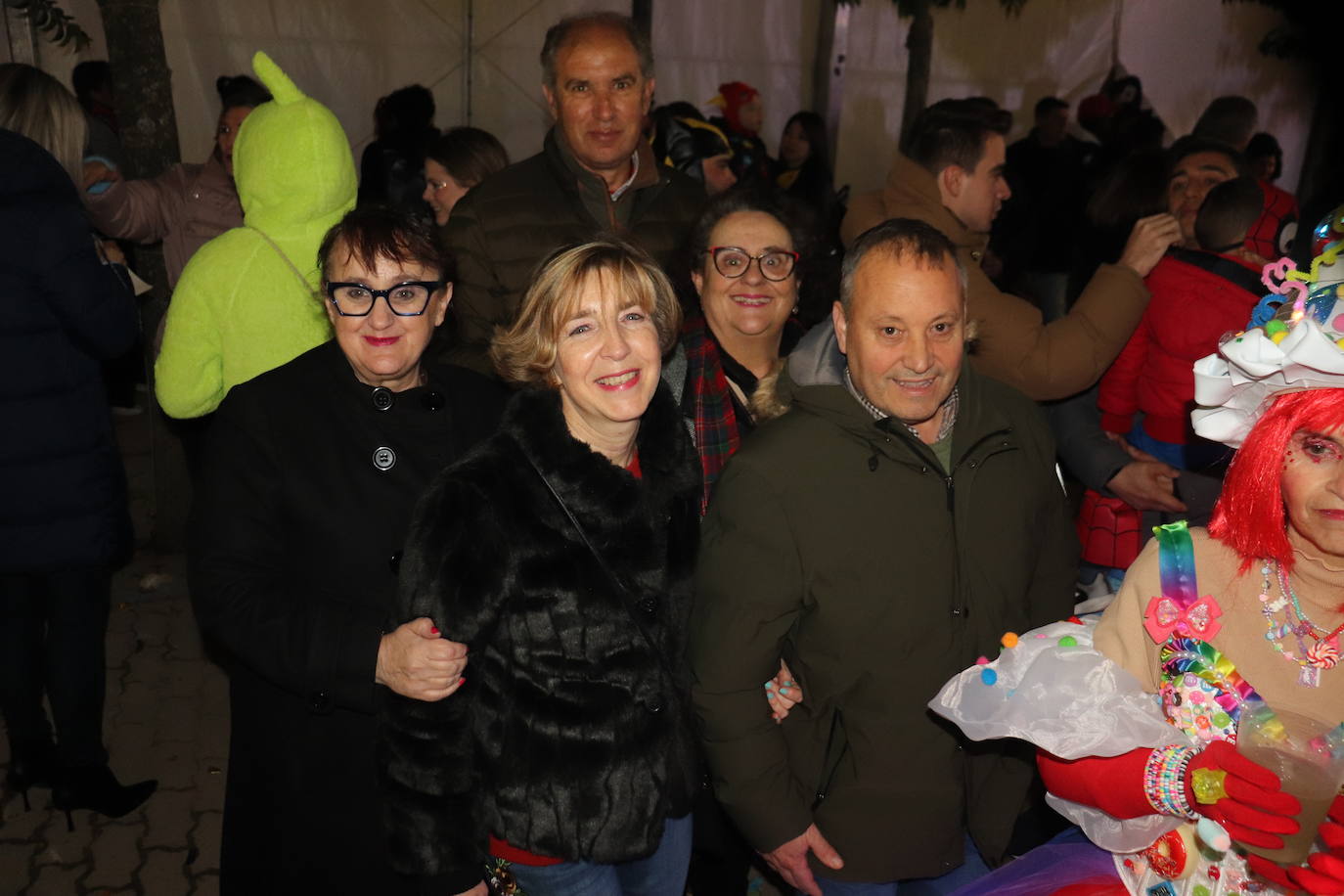 Guijuelo disfruta de una animada noche de Carnaval