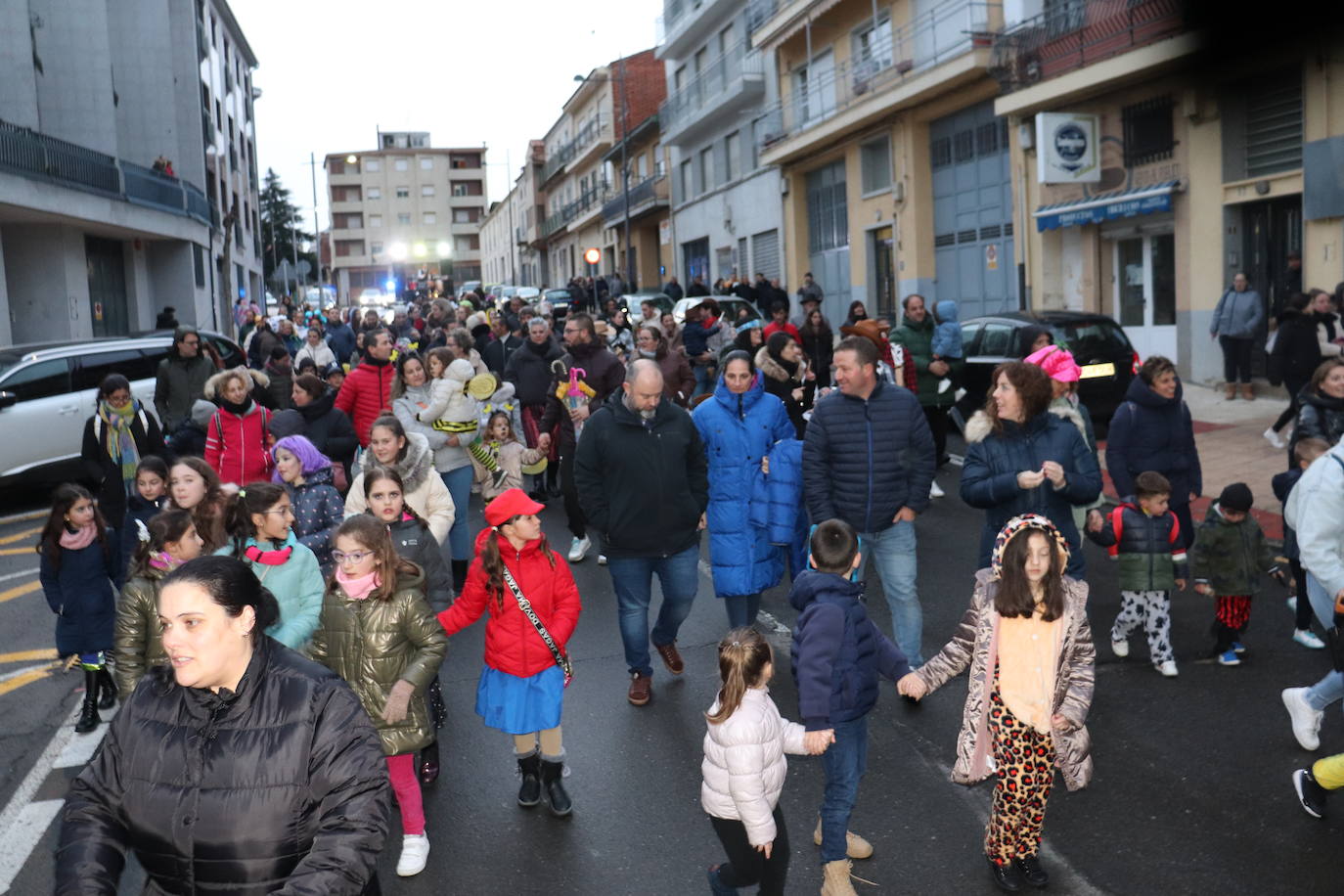 Las calles de Guijuelo se llenan de animación el Domingo de Carnaval