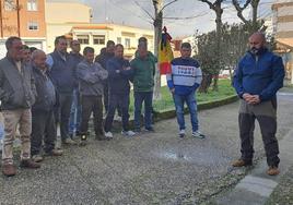 Los agricultores homenajean en Alba de Tormes a los guardias civiles asesinados en Barbate