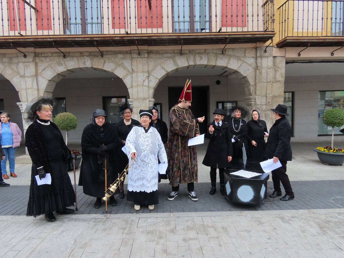 El entierro de la sardina pone el punto final a un divertido carnaval en Peñaranda