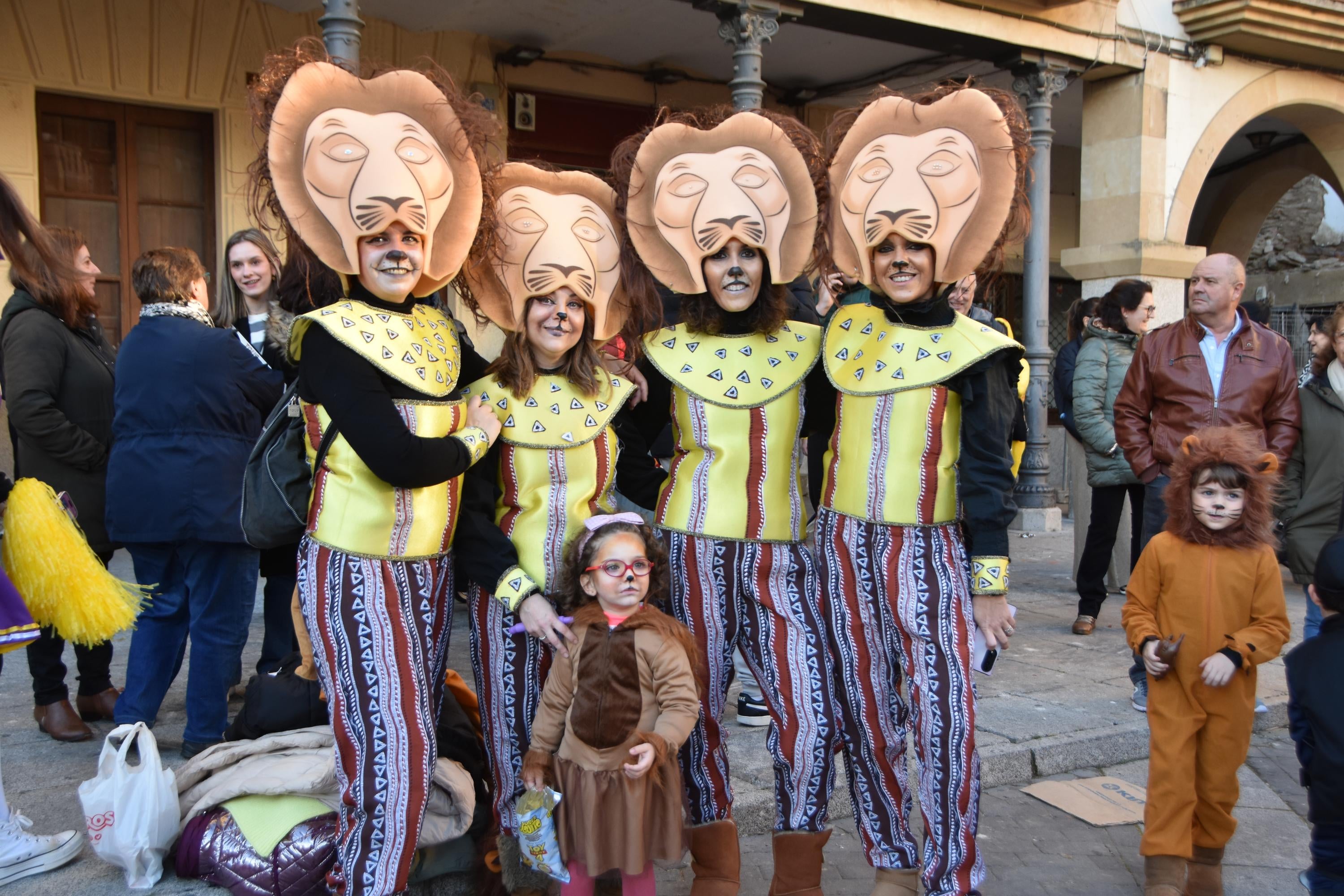 Alba desborda ingenio en Carnaval