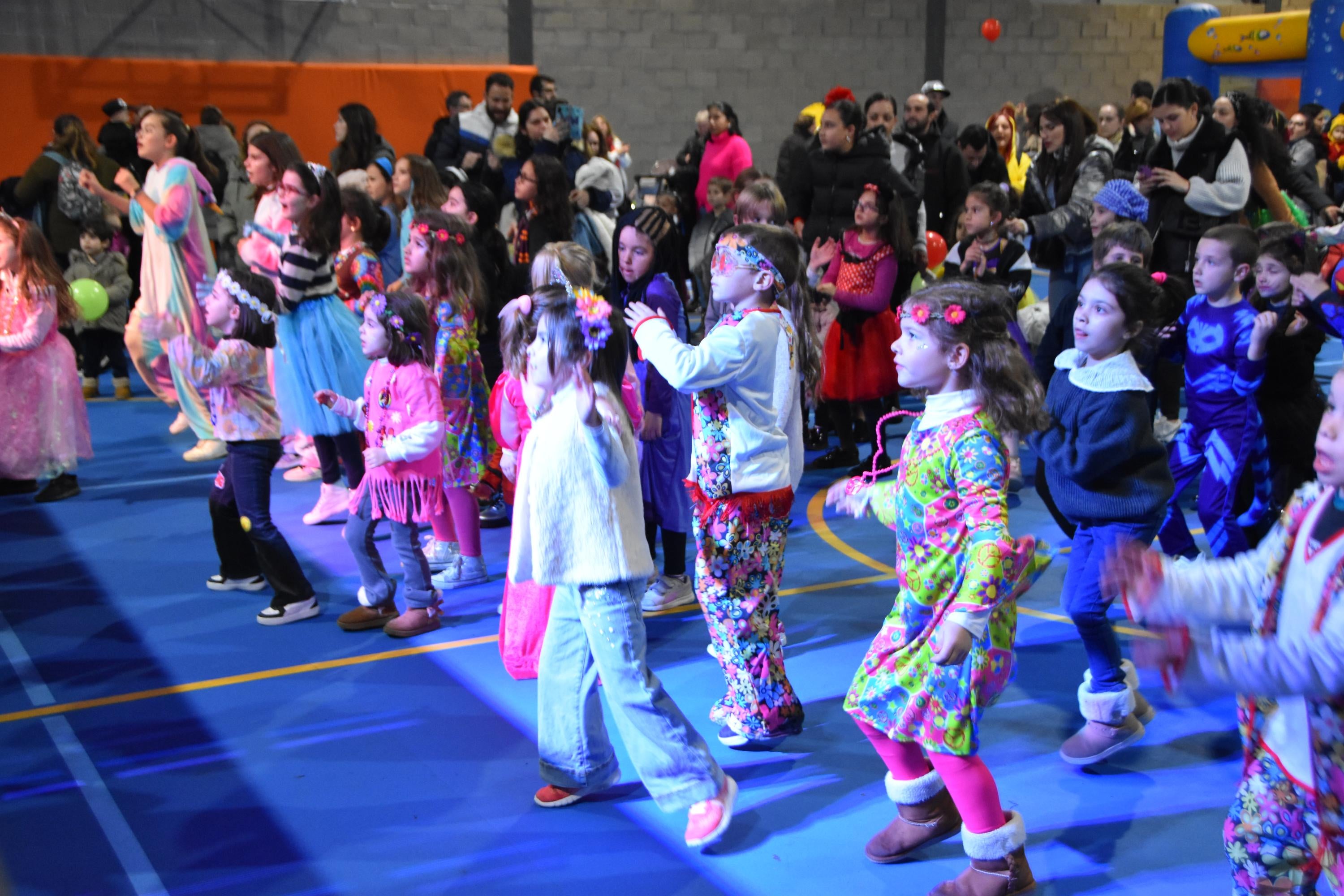 Una divertida tarde carnavalera en familia en Carbajosa de la Sagrada