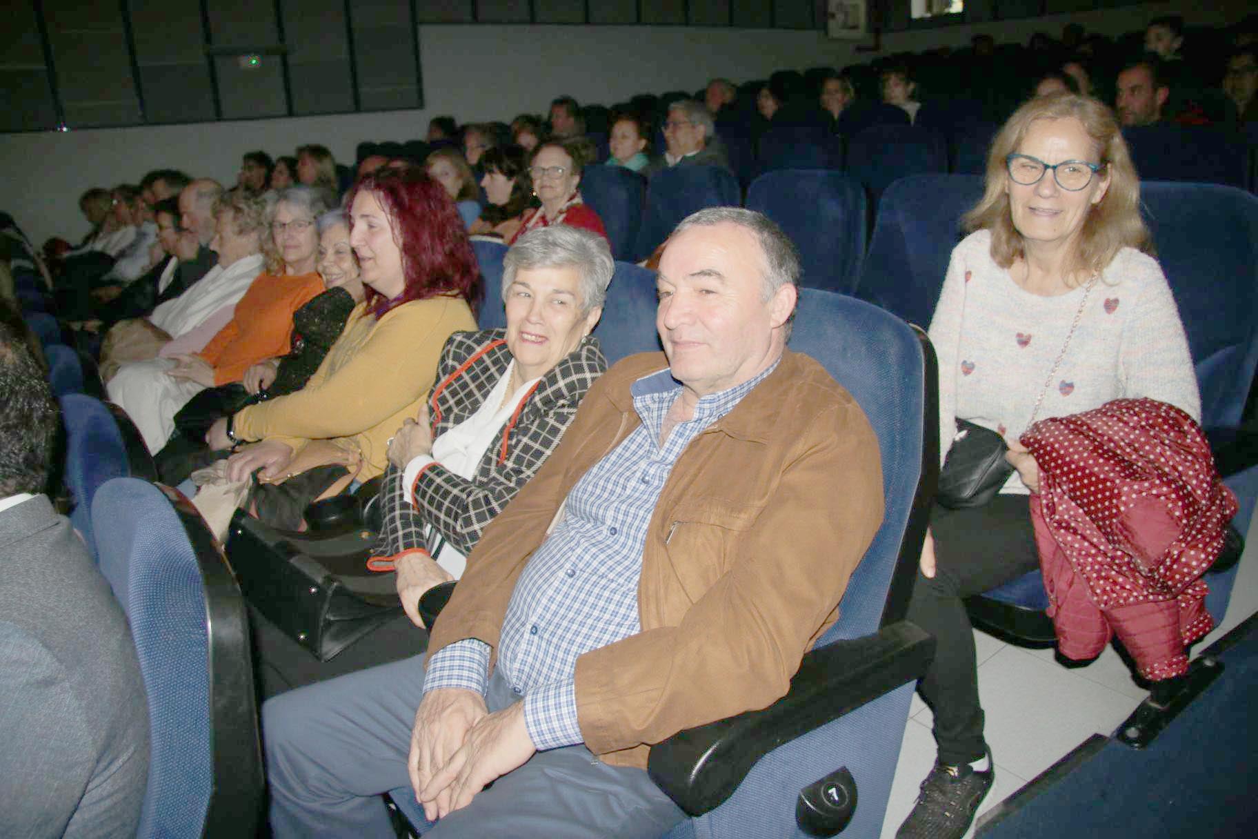 Santa Marta rinde homenaje a nueve parejas en la gala «50 años juntos»