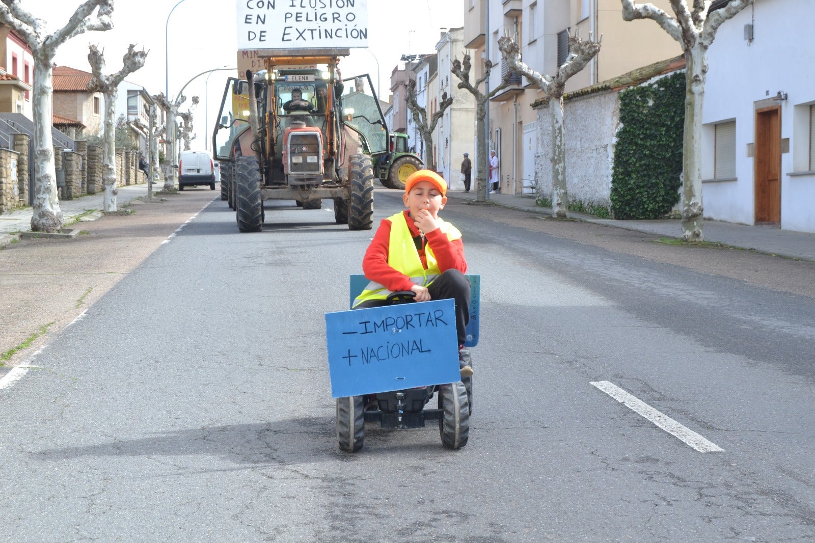 Las originales pancartas de la protesta agraria de Lumbrales