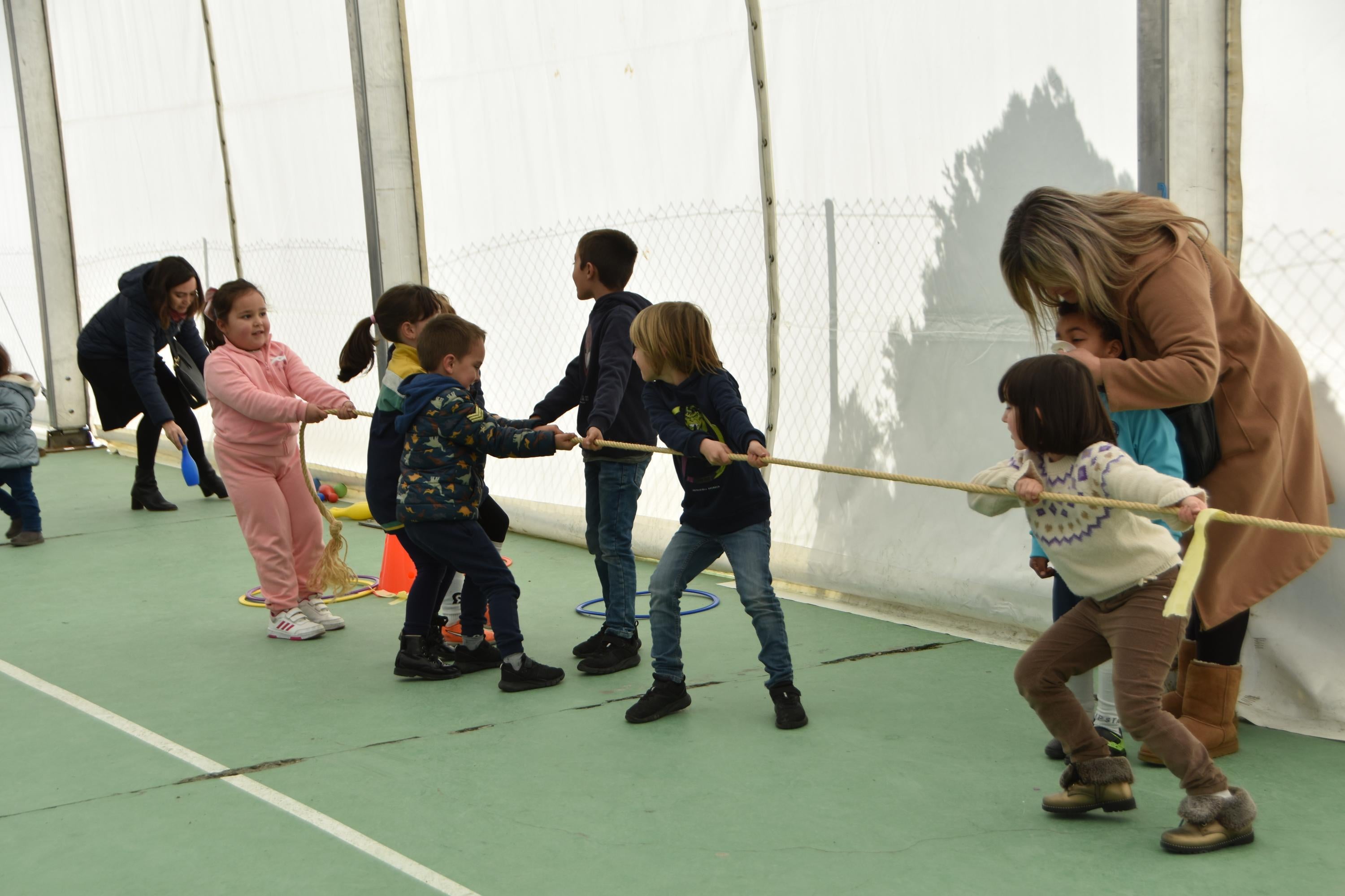 Más de 500 personas participan en la primera matanza celebrada en Cabrerizos