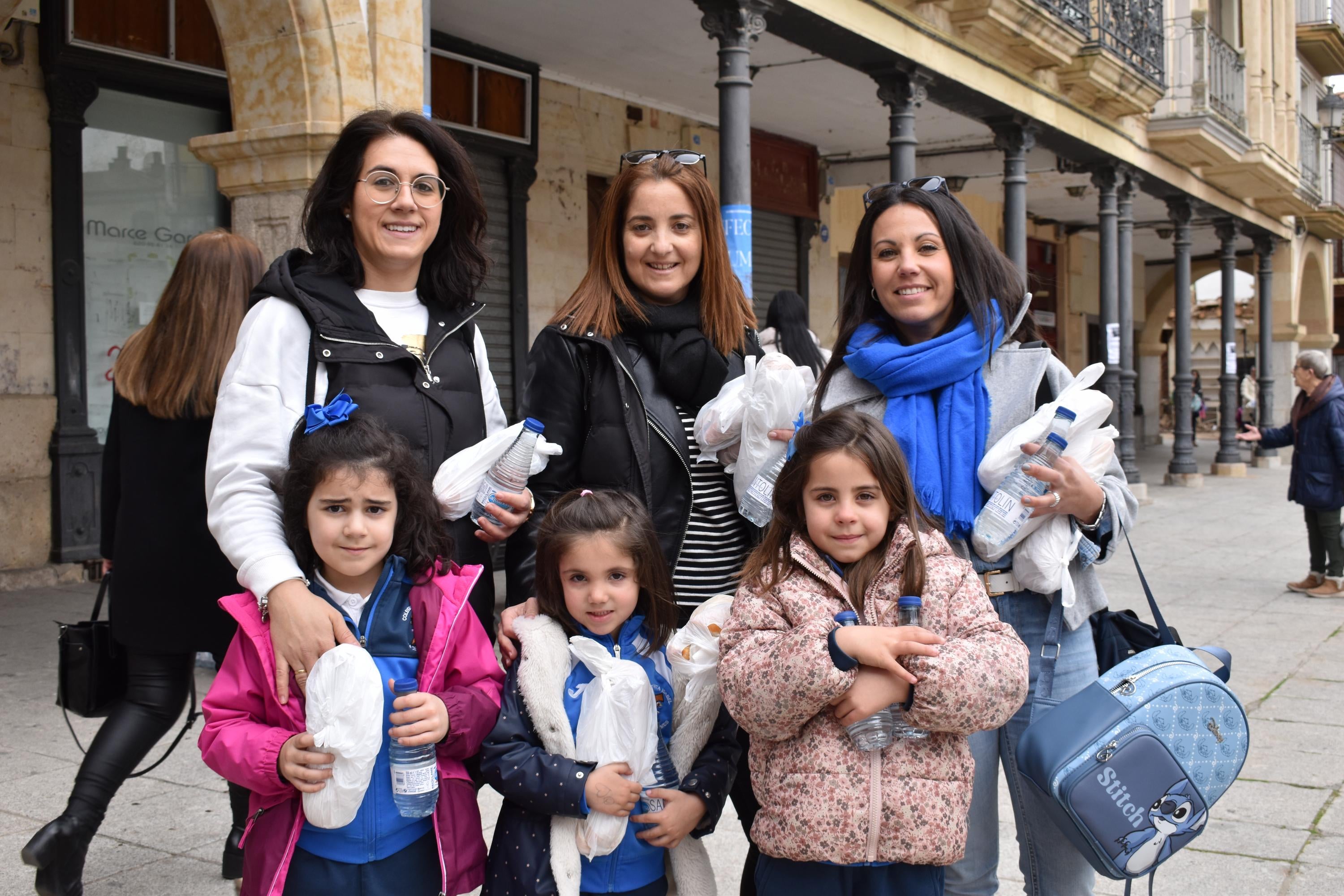 Insólita &#039;Operación Bocata&#039; en Alba de Tormes sin escolares