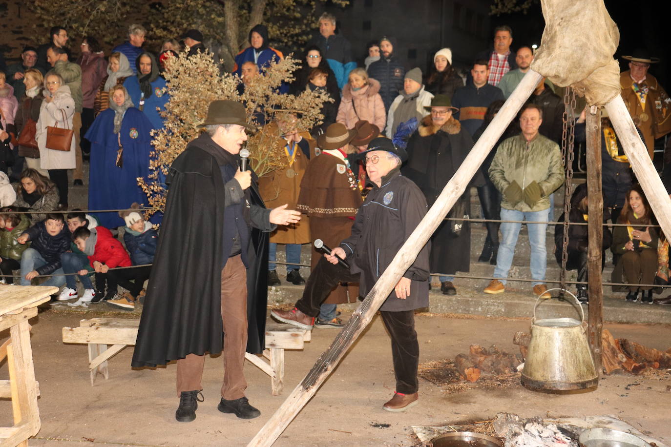 Guijuelo disfruta de su matanza nocturna