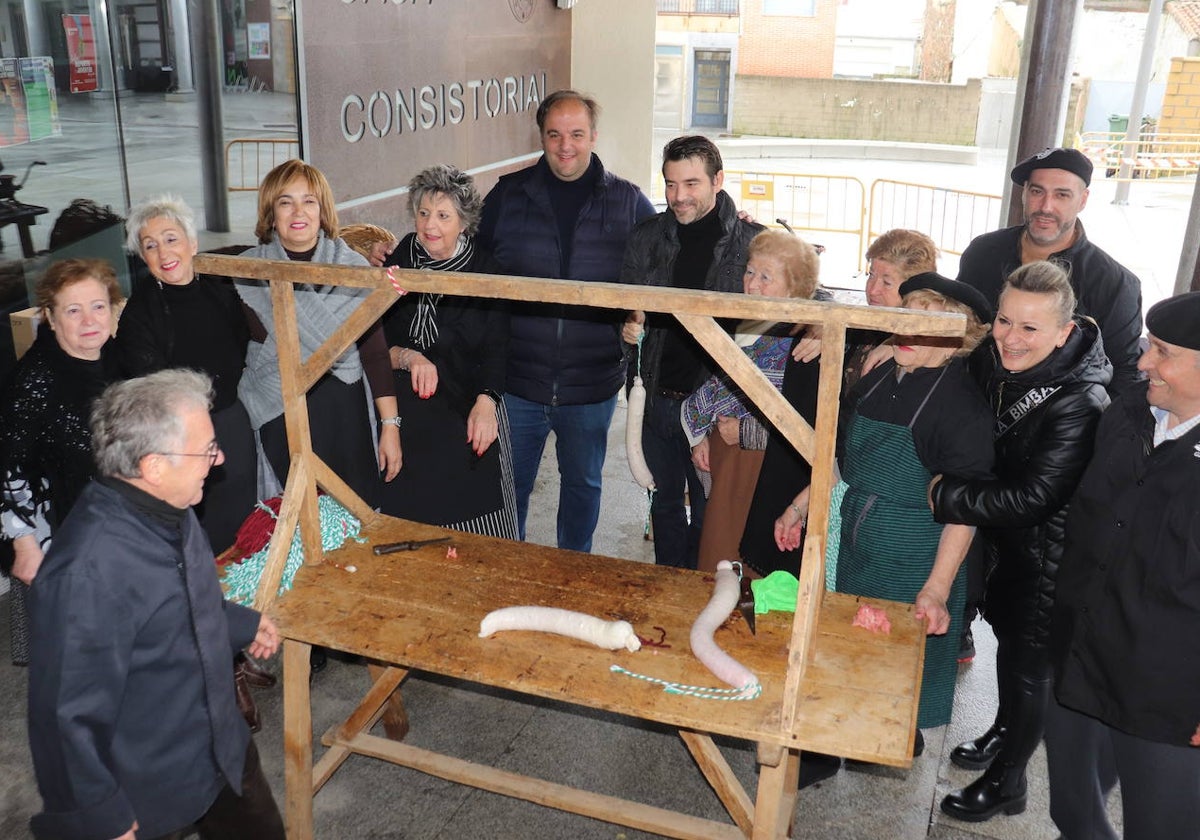 &quot;Cochino matado, invierno solucionado&quot;, Guijuelo despide su matanza típica 2024